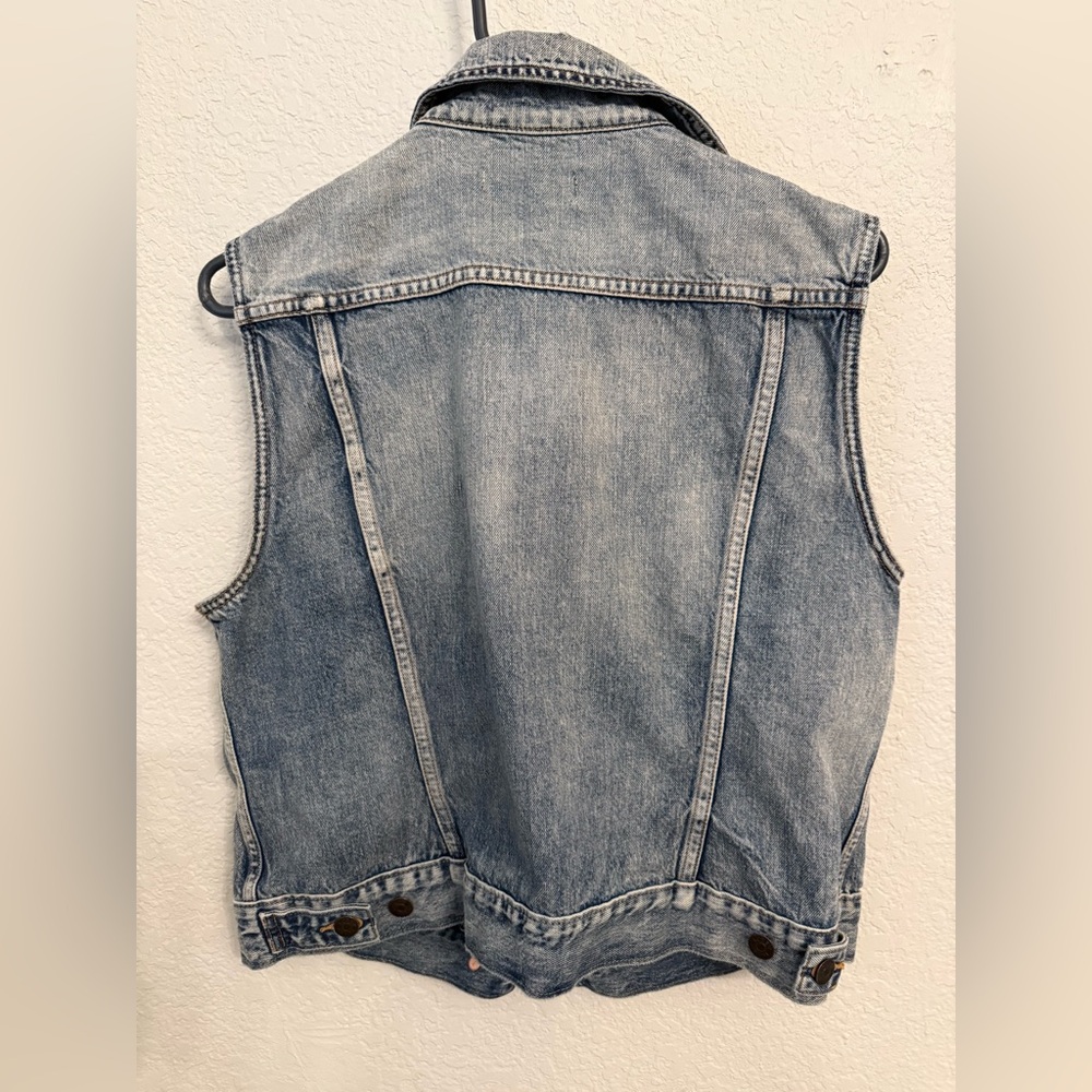 J.CREW Indigo Women's Large Sleeveless Denim Jean Jacket Vest Button Front Blue - Picture 3 of 3